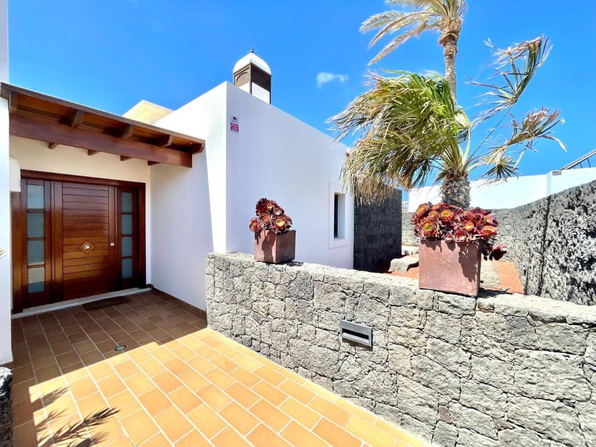 Villas Mamma Mia Pool Heat Private & Jacuzzi Плая Бланка Екстериор снимка