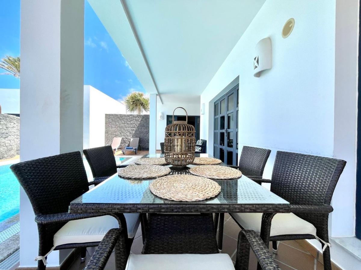 Villas Mamma Mia Pool Heat Private & Jacuzzi Плая Бланка Екстериор снимка