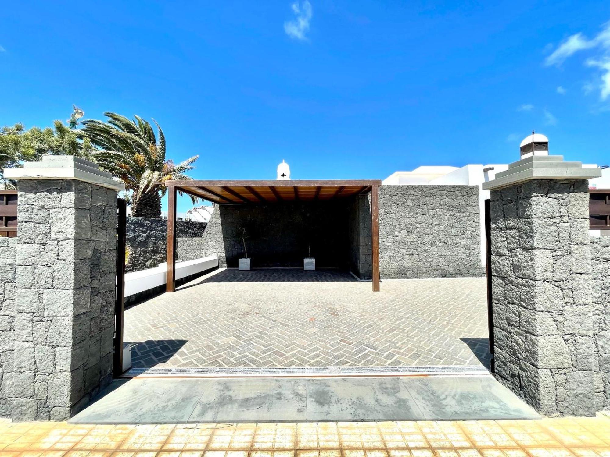 Villas Mamma Mia Pool Heat Private & Jacuzzi Плая Бланка Екстериор снимка